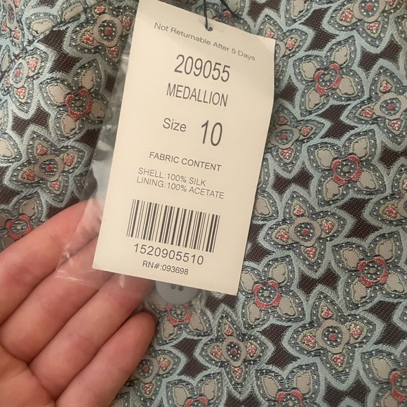 Cuffed Silk Et Cetera Pants, Size 10 - Picture 4 of 7